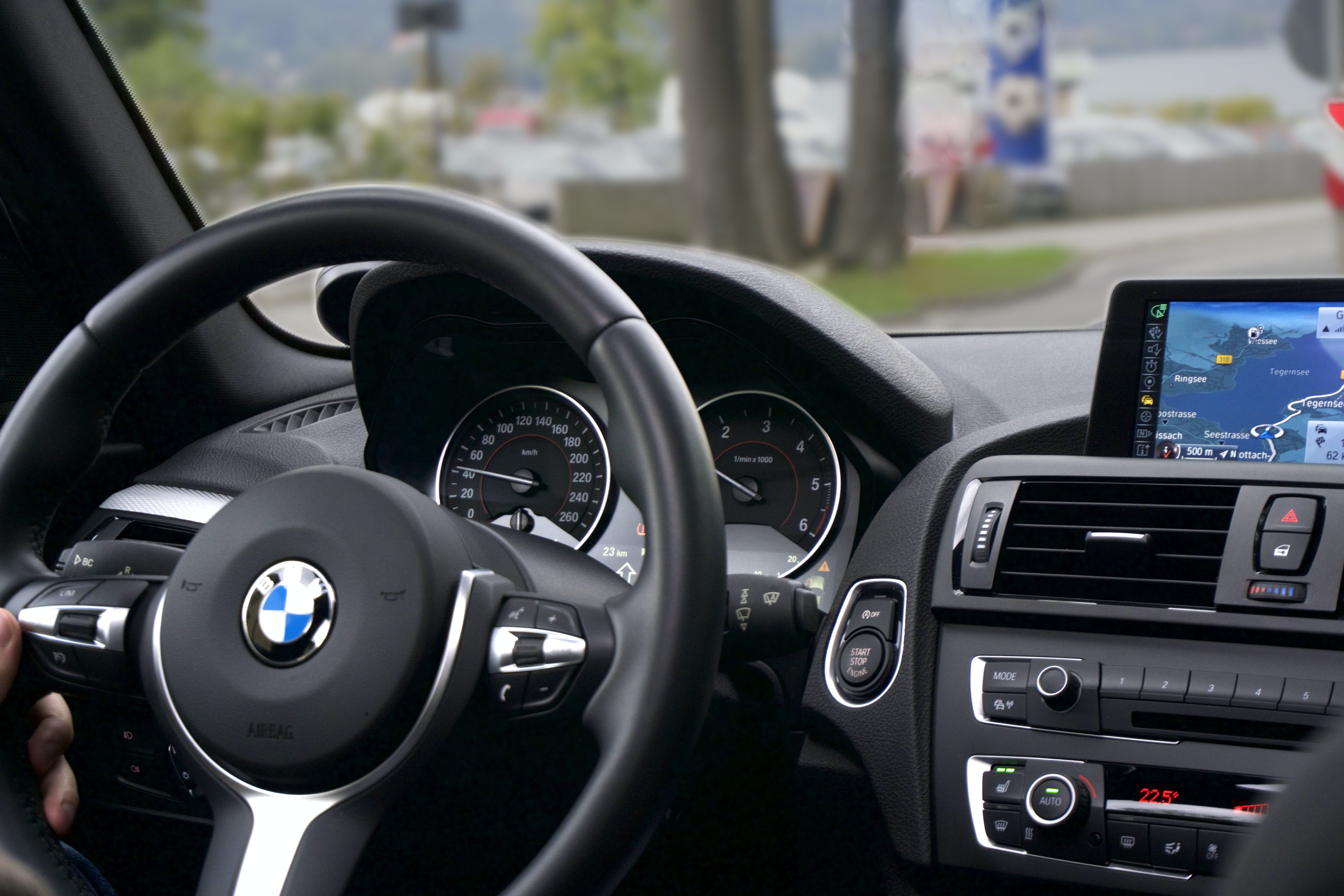 bmw-car-navigation-driving-13781